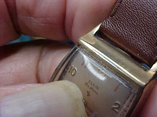 VINTAGE MANS ELGIN WATCH RECTANGULAR GOLDFILLED C… - image 3