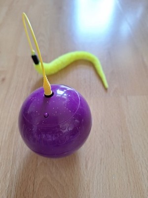 Kong Cat Pursuit Whirlwind - elektronisches Katzenspielzeug sehr guter Zustand