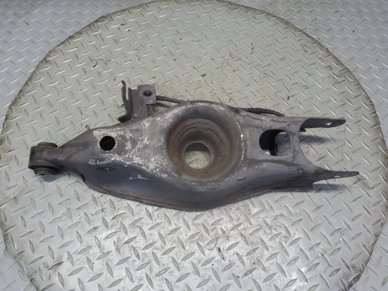 Maserati Ghibli 2014-2017 REAR+LEFT Control arm