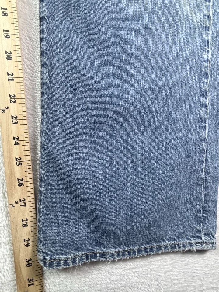 Vintage DANIEL CREMIEUX Men's Jeans Size 42x32 Light Wash Men's Denim Jeans - Image 4 of 4