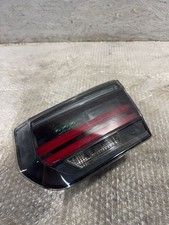 BMW 3 F30 F35 F31 2018 Feux arrière sur hayon H8245010801 ASI5400