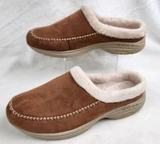 Easy Spirit Slip In Traveltime  Women's Slippers Camel Color  Size 9.5 W