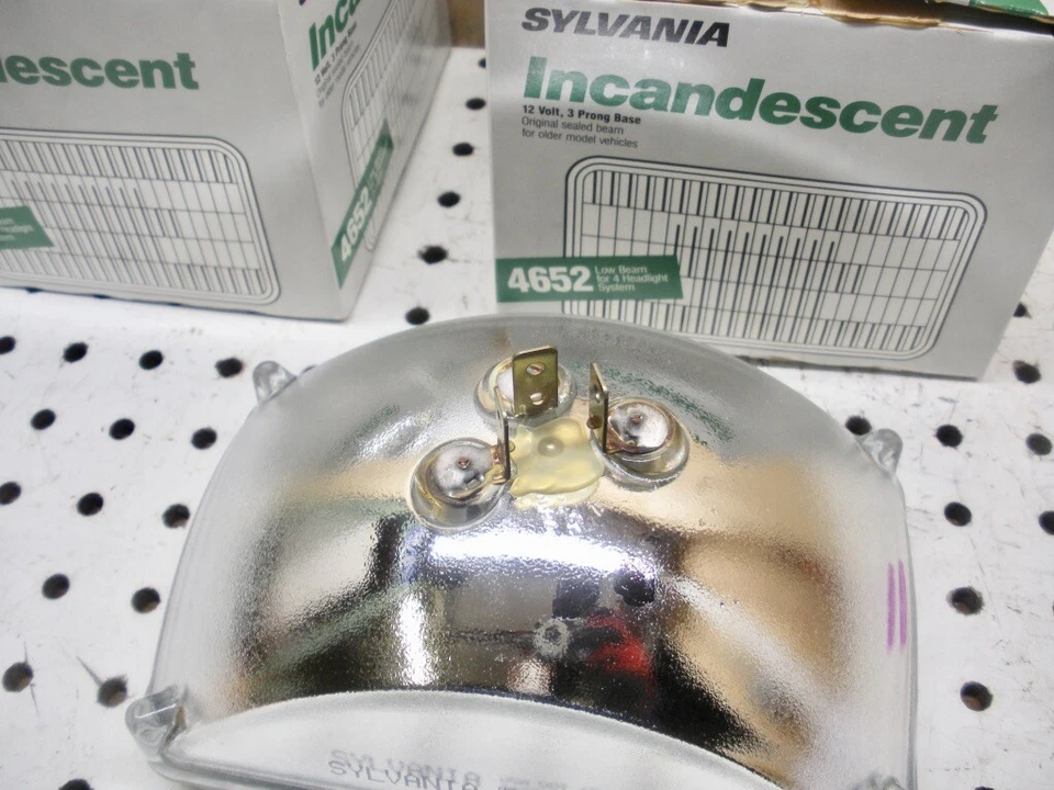 4652 Sylvania Glass Incandescent OE type Headlight 3 Lug 12V - PAIR of 2 Lights  - Image 2 of 4