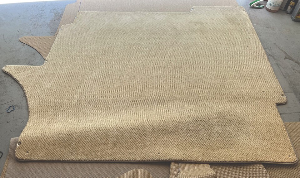 Used Original Carpet With Kangaback Foam Beige 2005 Sea Ray Sedan