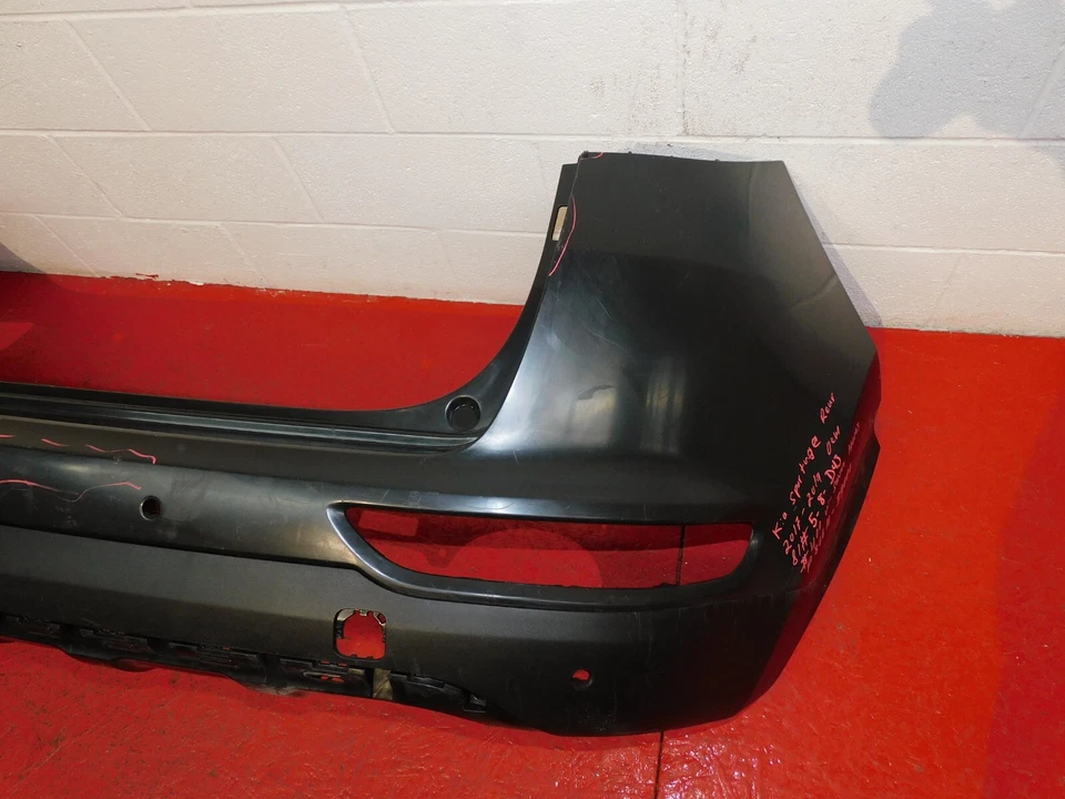 2017 2018 2019 KIA SPORTAGE REAR BUMPER COVER OEM WITH SENSOR HOLES Foto 4 de 4