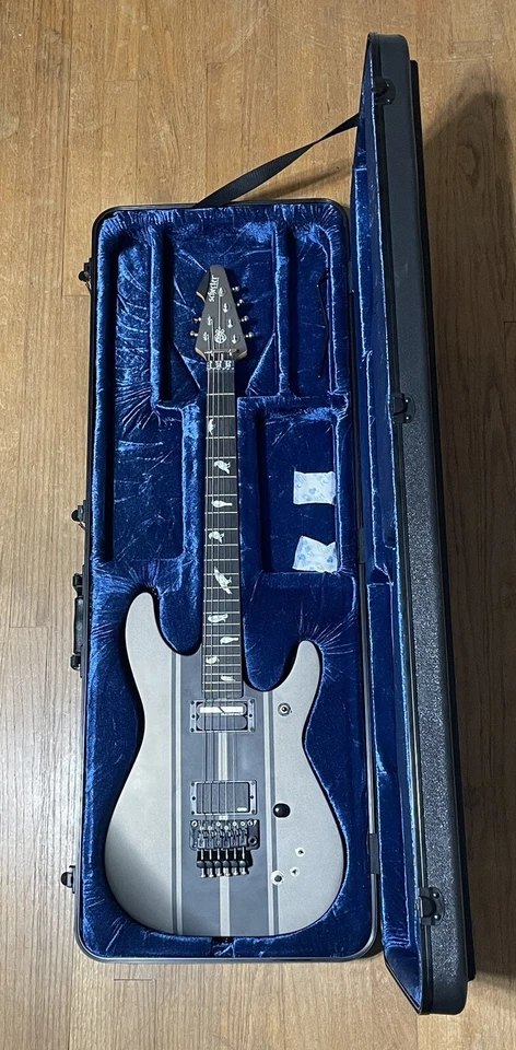 Schecter吉他DJ Ashba灰色碳电吉他带Killswitch和硬壳  — 第 2/4 张图片