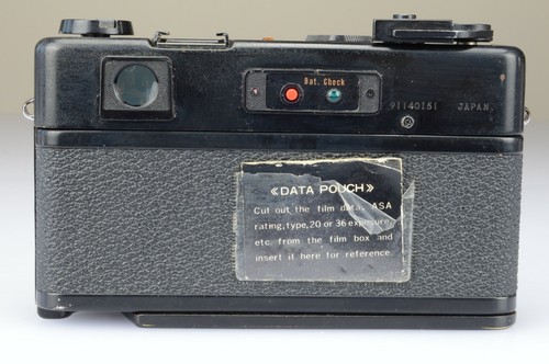 Yashica Electro 35 Fotocamera Telemetro Yashinon 45mm f:1,7 Made in Japan 1970s - Foto 10 di 12