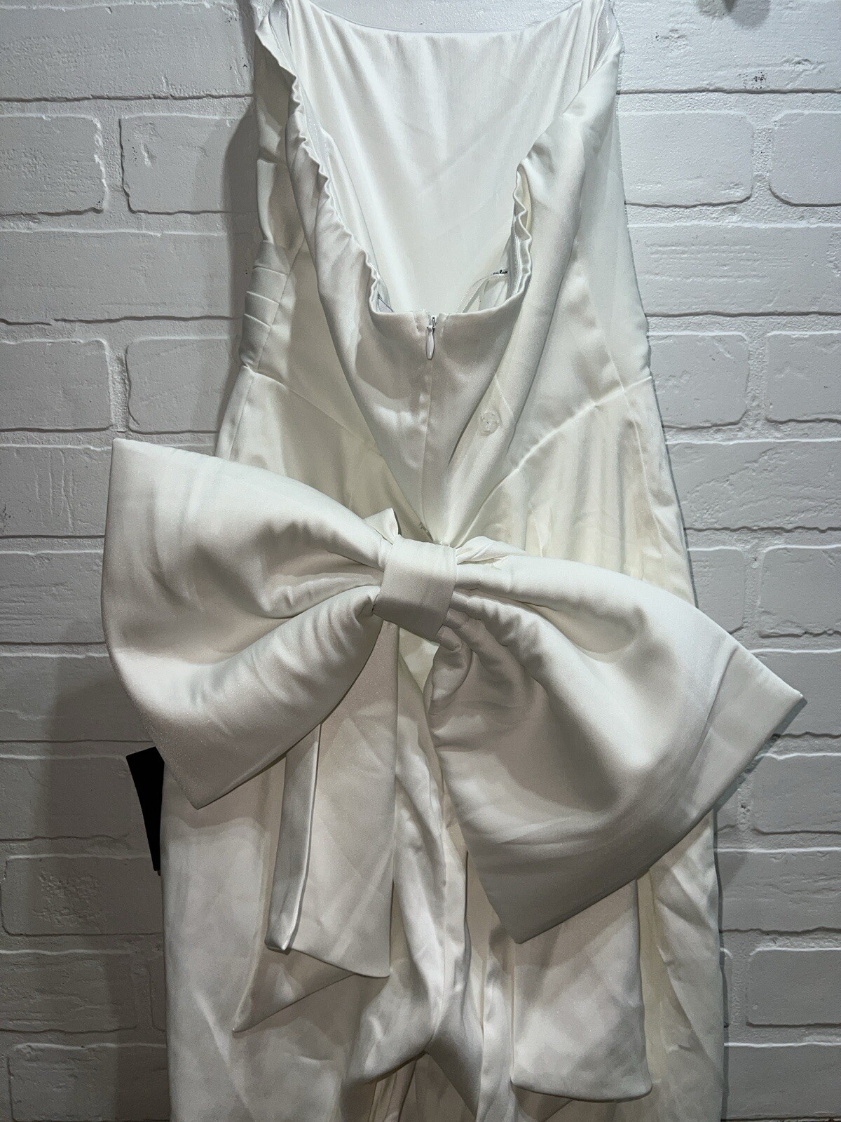NWT! Lulus Beloved Bliss Ivory Strapless Slim Leg Bow Jumpsuit - Size XS $88 image 5
