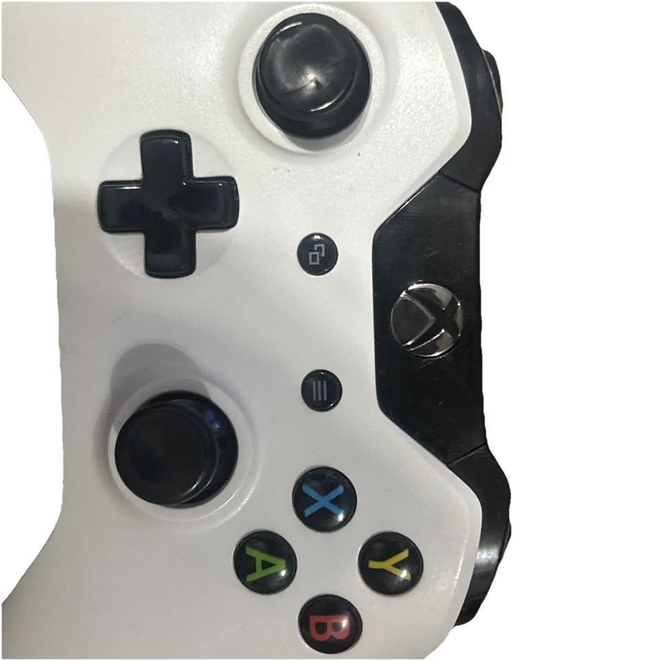 Microsoft XBOX ONE Original Wireless Controller 1693 White Rare Rechargeable Bat - Image 2 of 4
