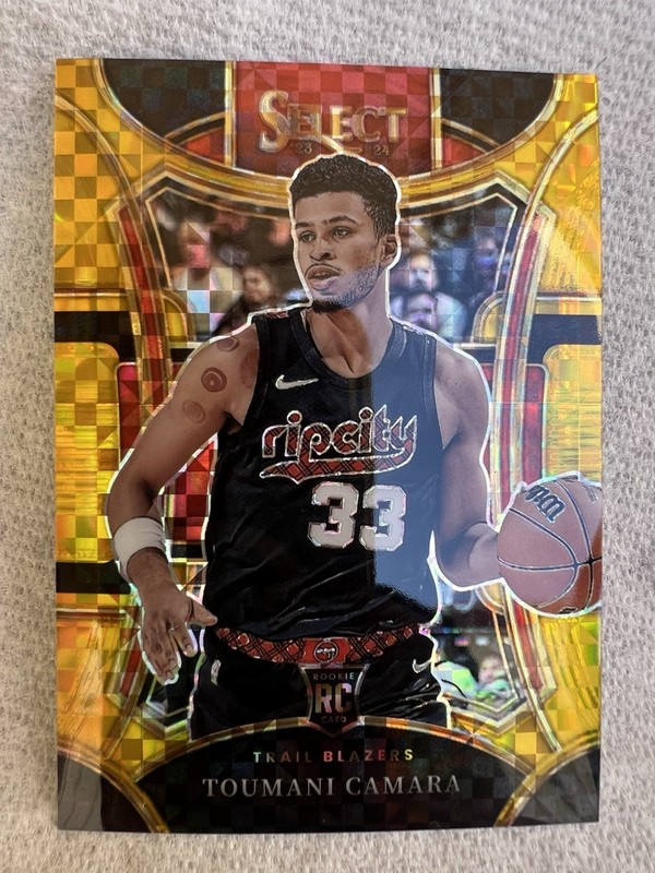 2023-24 Panini Select - Mezzanine Level Toumani Camara #301 Gold Prizm /10 (RC)