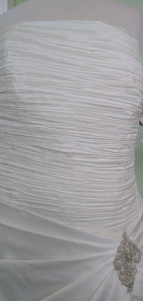 David's Bridal Ivory Wedding Dress Sz 22 NEW MSRP $499 SAVE $350 Off Retail  - Image 4 of 4