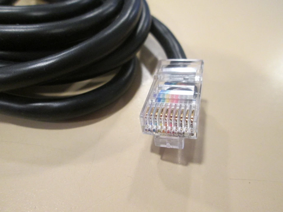 RJ45 A RS232 DB9 PUERTO SERIE 9 PINES A CONSOLA LAN RJ45 ETHERNET 4M WCA-DEBIT-4M Foto 3 de 4