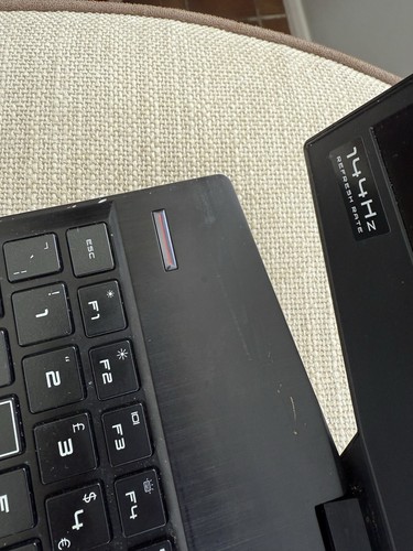 HP OMEN 15-dh1005na 15.6" (1TB SSD, Intel Core i7 10th Gen, 16GB RAM, RTX 2060) - Picture 2 of 5