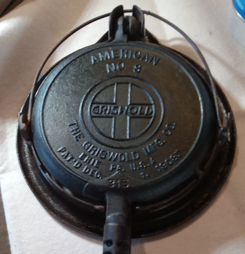 Griswold #8 Cast Iron Waffle Maker #314 and #315 Dec 1, 1908 Griswold Mfg Co PA