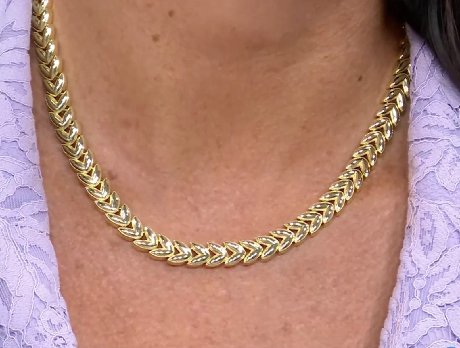 BELLEZZA 18" Goldtone Bronze Cast Link Line Necklace - Leaf - NWT - product detail image 5