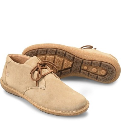 Born Nuala II Kids Youth Shoes Size 6 NWOB 