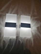 2 x Battery Operated LED Wall Light Indoor Sconce with PIR Motion Sensor New