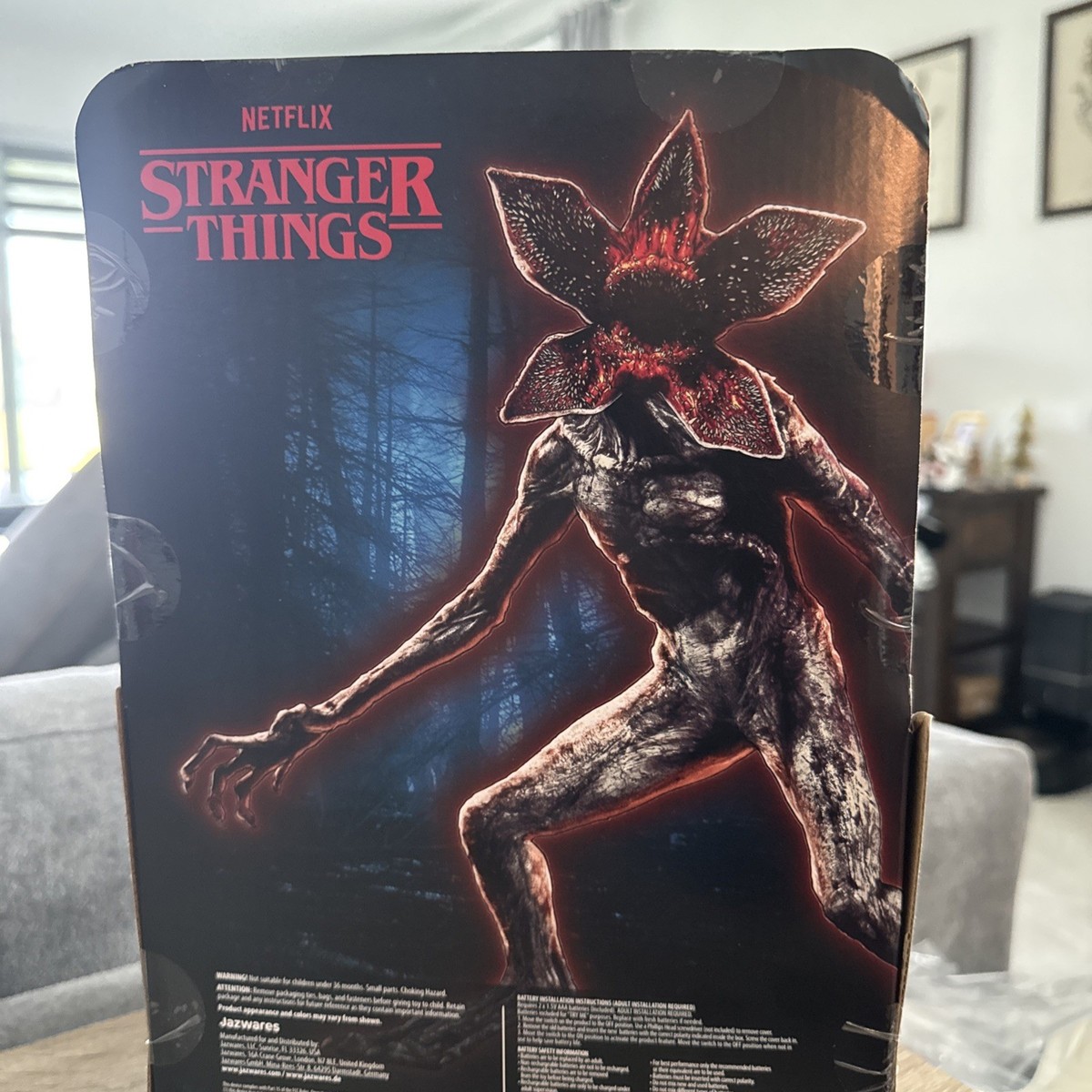 Stranger Things Demogorgon 12 In Feature Plush w/ Sound 2025