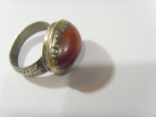 1600s antique tribal large carnelian cabochon Islamic wedding ring sz 11 50925 - Picture 8 of 10