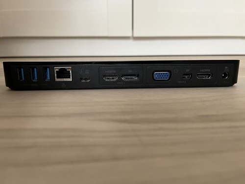 Stacja dokująca / adapter Toshiba Thunderbolt 3 PA5281E-2PRP USB 3.0 Toshiba Thunderbolt 3 - Zdjęcie 3 z 4