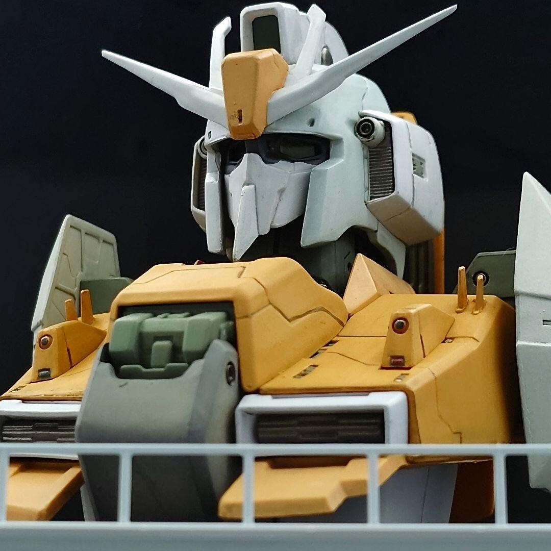 GUNDAM Z Zeta Head Display Test Color 1:60 Model Kit BANDAI