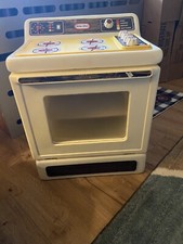 Vintage 1980  s Little Tikes Kitchen Oven Stove Playset