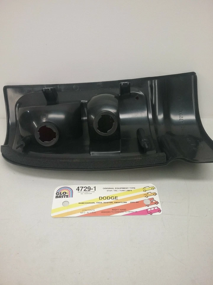 4729-1 Glo-Brite Stop, Cola, Giratorio Lámpara Dodge Mano Derecha Foto 2 de 2