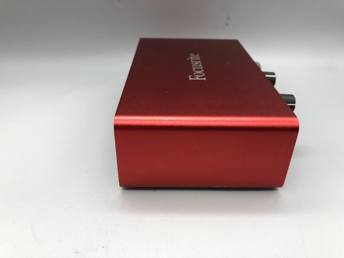 Focusrite Scarlett Solo 3rd Gen USB Audio Interface 2-in 2-out - Picture 5 of 7