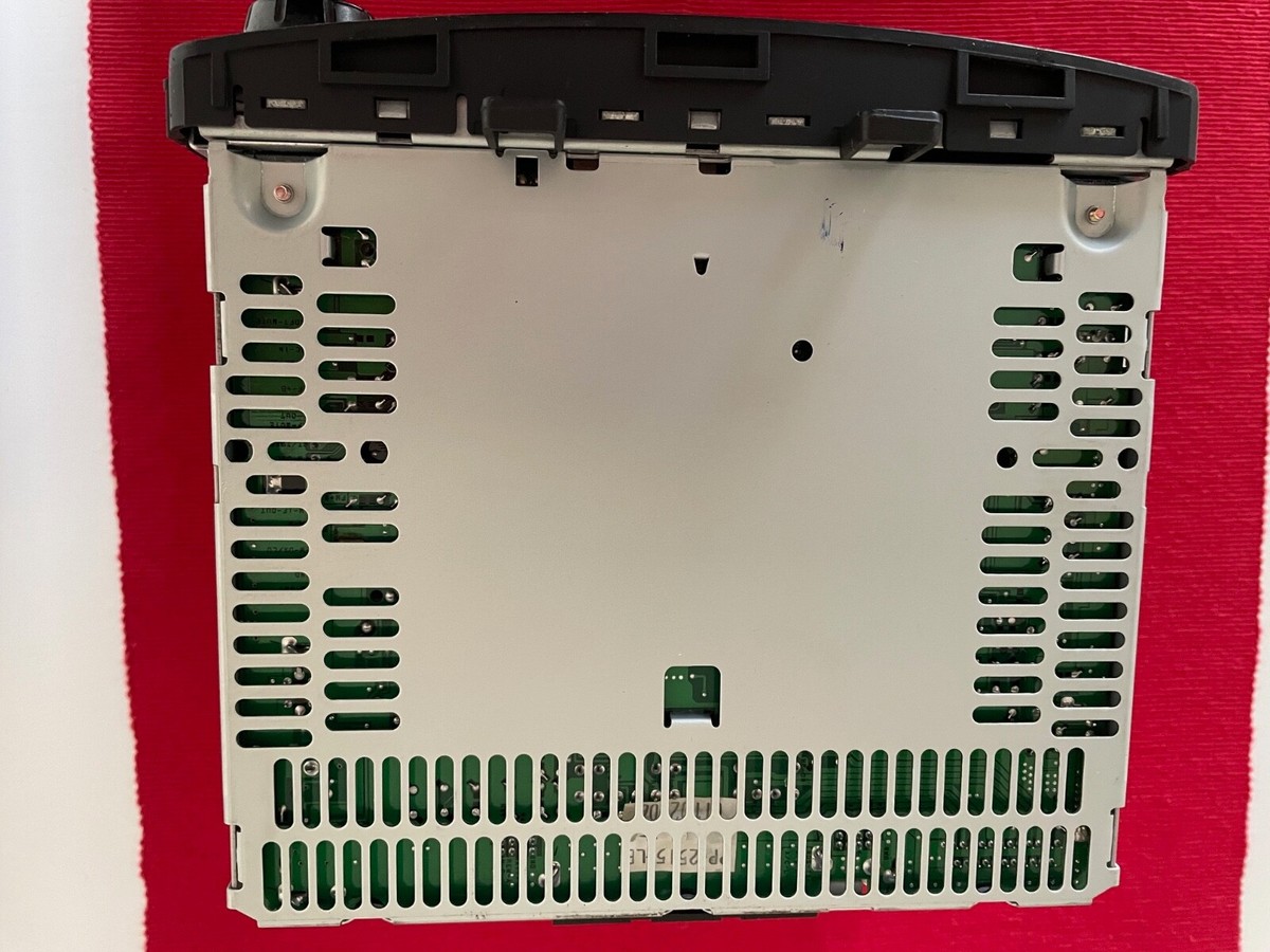 Nissan 06 08 350Z CD Radio Bluetooth audio wirless INPUT Nissan 06 08 350Z CD Radio Bluetooth audio wirless INPUT