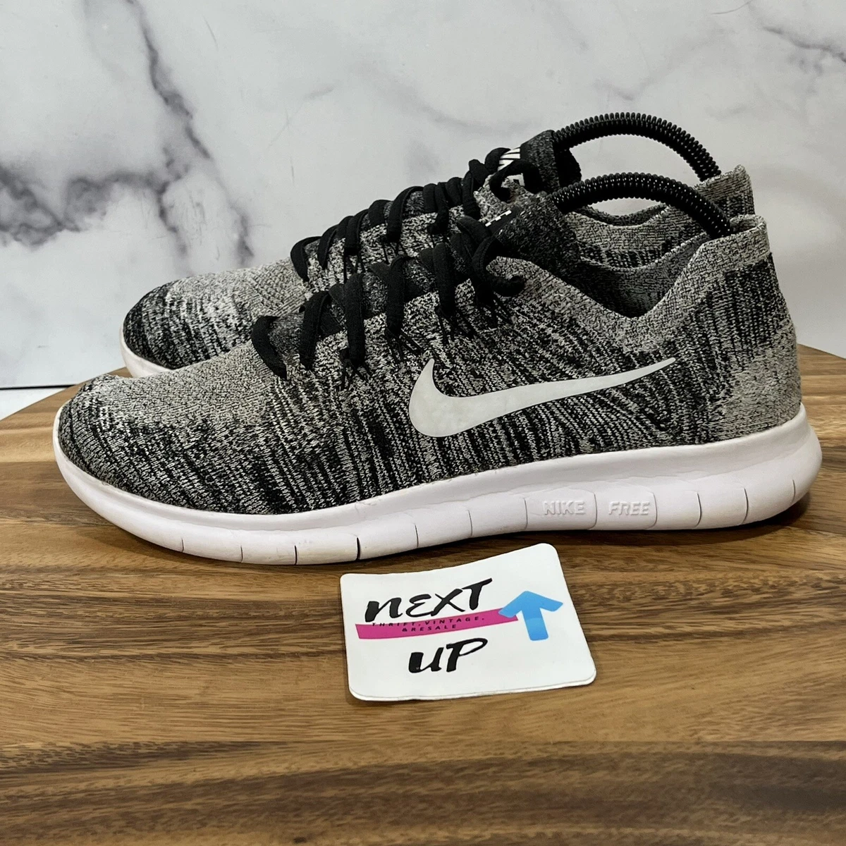 Free run flyknit clearance oreo
