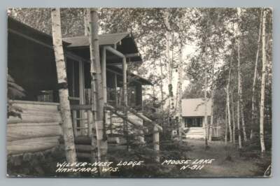 Wilder-Nest Lodge MOOSE LAKE Hayward Wisconsin RPPC Vintage Log Cabin Photo 1948