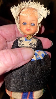 Vintage Dutch Doll ''Lassie'' Clogs Wooden Shoes, Sleepy Blue Eyes, She Stands