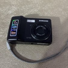 Samsung Digimax S730 7.2 MP Digital Camera - Black