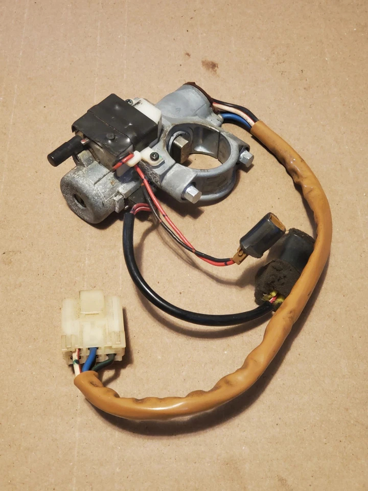 89-94 NISSAN 240SX S13 HATCHBACK Cerradura de encendido, puerta, maletero y guantera JUEGO COMPLETO Foto 4 de 4