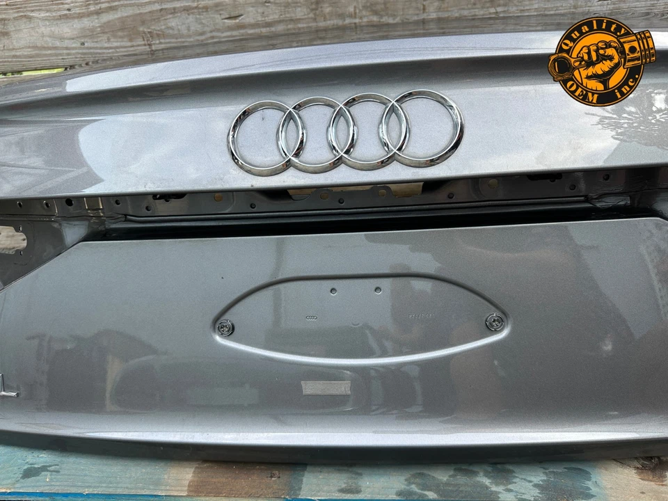 Audi A8 A8L S8 2019-2025 puerta trasera tapa maletero (gris Terra Z8/X7H) OEM Foto 4 de 4