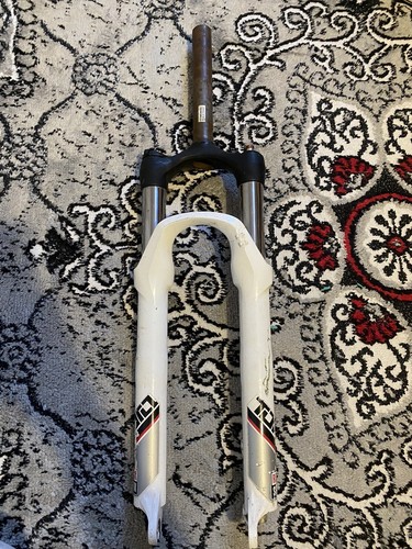 lockout forks mountain bike