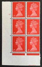 1969 Pre Decimal Machin Cylinder Block No. 17 (no dot)  SG733 4d Vermilion MNH