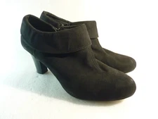 Coach and Four Woman Shoes sandals black Heels Size 8.5 Sku 12514