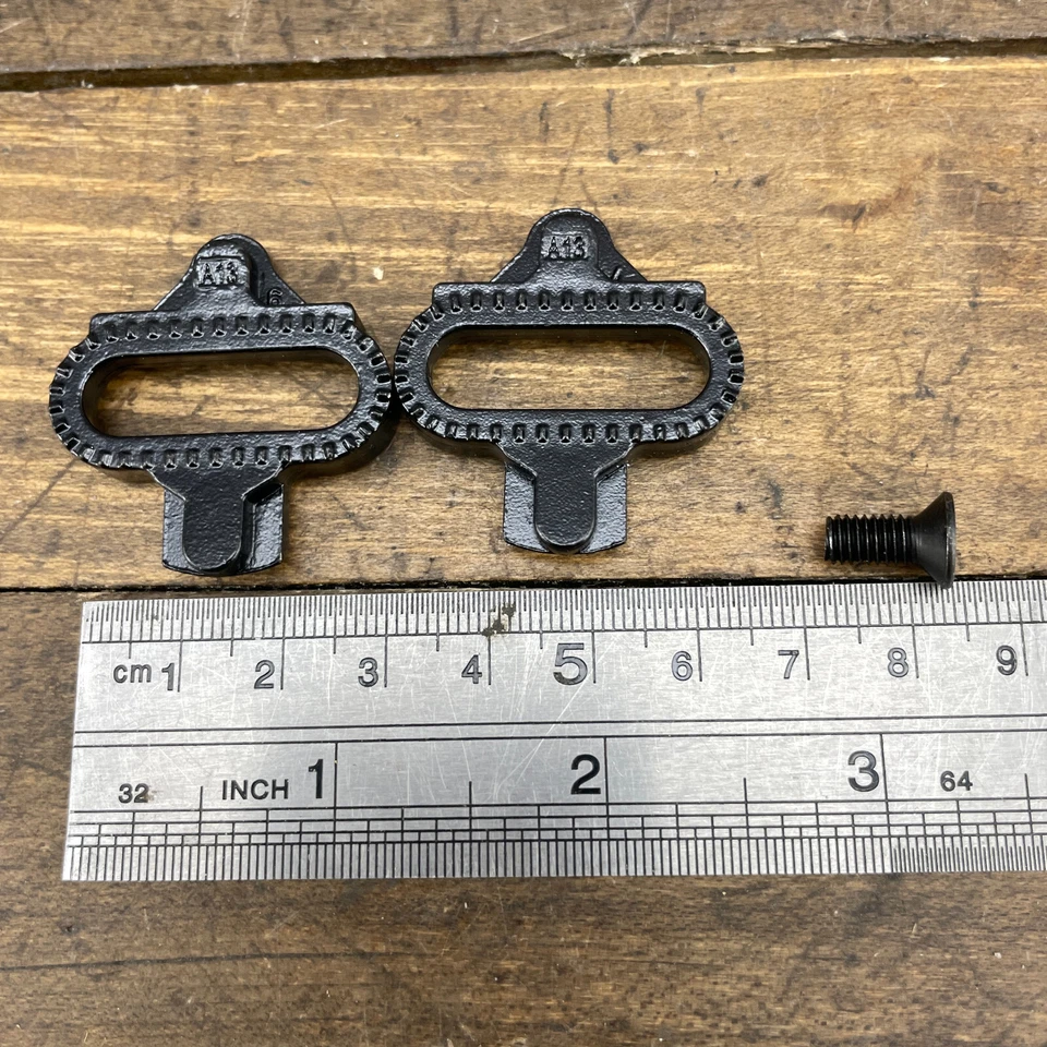 Wellgo Cleats SPD WPD-98A Pedal  Black  Parts Screws   MTB ATB Vintage  Cleats - Image 2 of 4