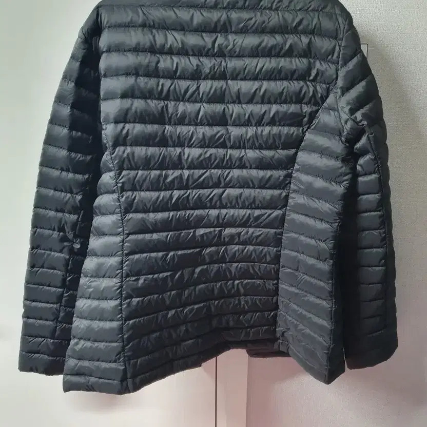 PAT Lightweight Goose Down Padding Jacket & Vest … - image 5