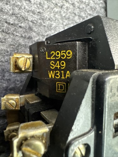Vintage Square D Cutler Hammer Relay Contactor 8 Pole 110/120V coil D0-80 L2959 - Picture 10 of 11