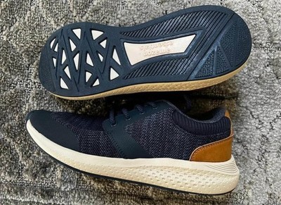 mens running shoe size 7.5