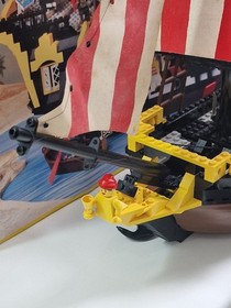 Lego vintage set Legoland Pirates 6285 Barracuda, with box and instructions