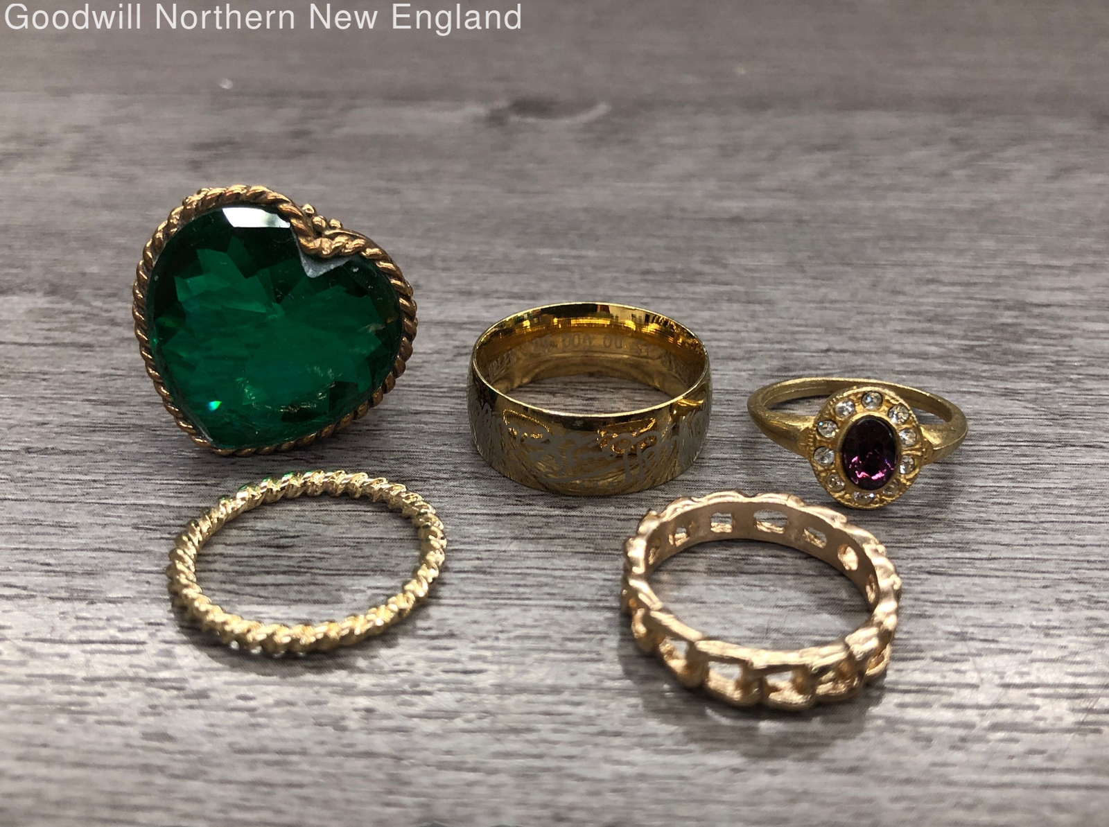 Gold Tone Costume Jewelry Ring Lot w. Multicolor Stones Twisted