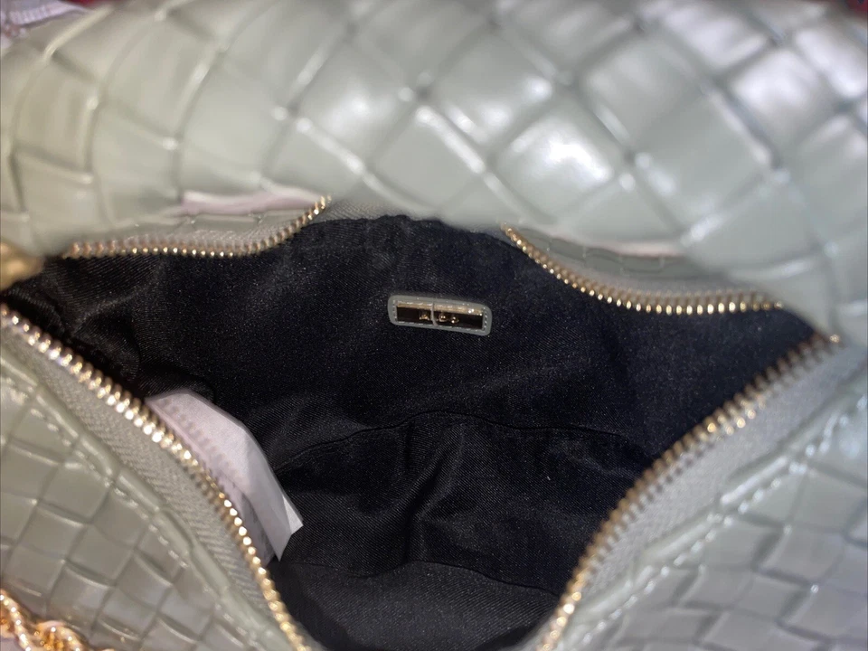 Bolso sin asas ALDO Venessax tejido sardina pequeño gris dorado barra lateral estilo vintage nuevo Foto 4 de 4