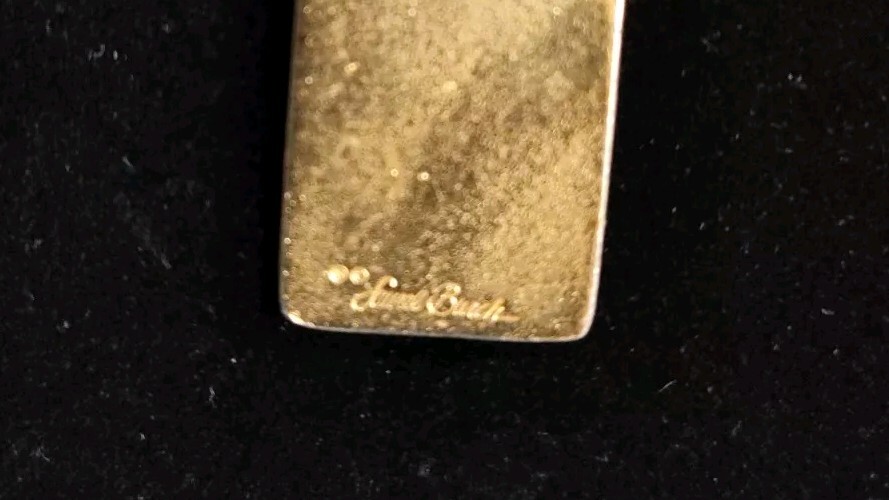 Picture 4 of 12