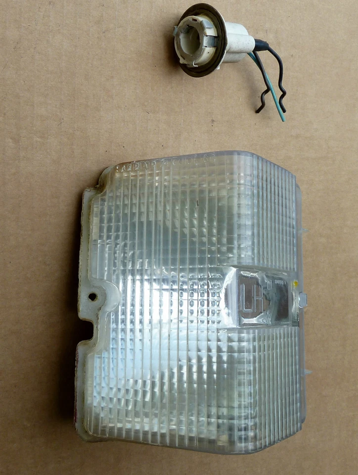 74 CADILLAC CALAIS DEVILLE FLEETWOOD INTERMITENTE LUZ DE ESTACIONAMIENTO LH Foto 2 de 4