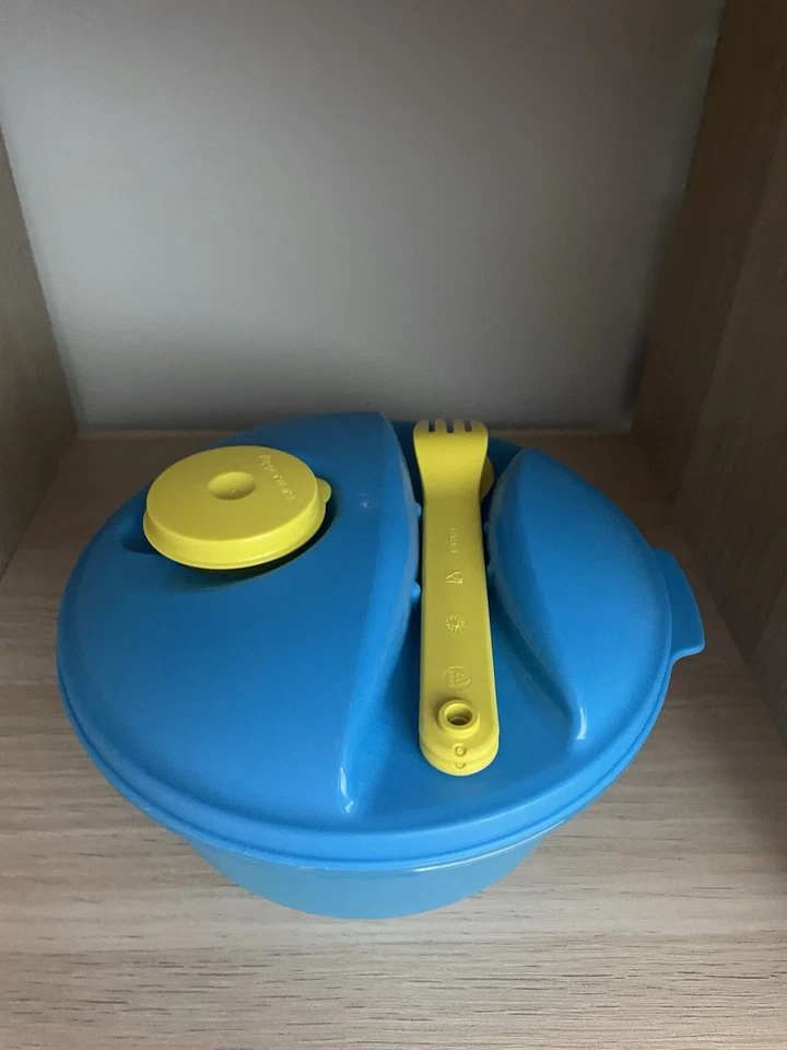 NEU Tupperware Salat&Go, Schüssel To Go mit Deckel + Besteck + Becher 1,5 L Blau - Bild 2 von 3