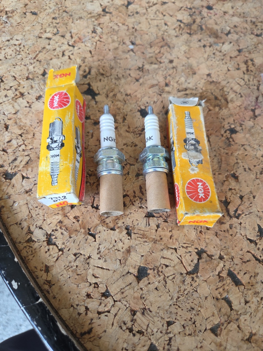 2 Pack NGK - 7912 - Spark Plugs, D7EA