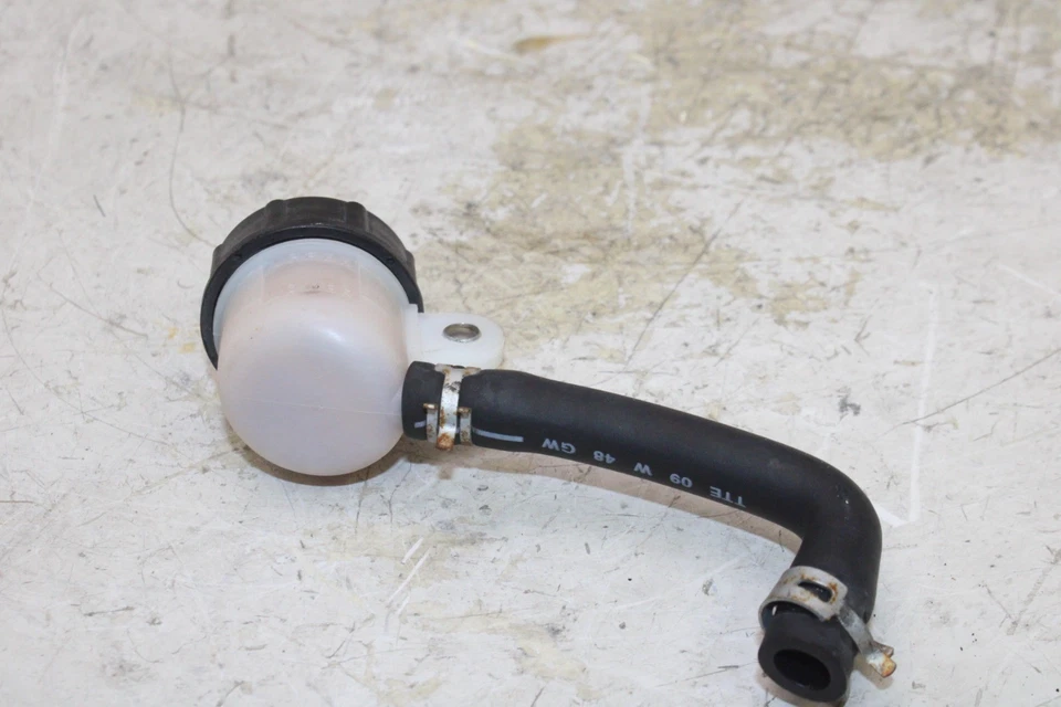 Aprilia Dorsoduro 750 2011 OEM freno trasero maestro depósito líquido botella Foto 4 de 4